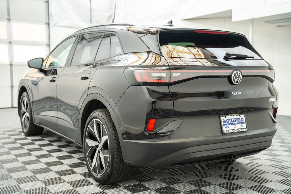 Used 2023 Volkswagen ID.4 Pro S AWD/4WD image 6