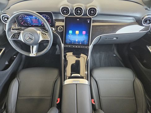 Certified 2025 Mercedes-Benz GLC 300 image 25