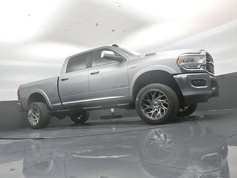Used 2022 RAM 2500 Laramie AWD/4WD image 38
