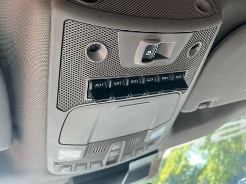 Used 2021 Ford F250 Lariat w/ Lariat Ultimate Package AWD/4WD image 29