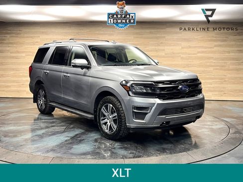 Used 2024 Ford Expedition XLT image 1