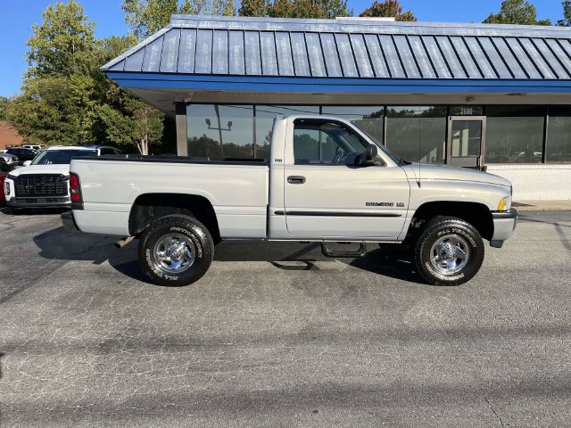 Used 2000 Dodge Ram 1500 Truck 4x4 Regular Cab image 9
