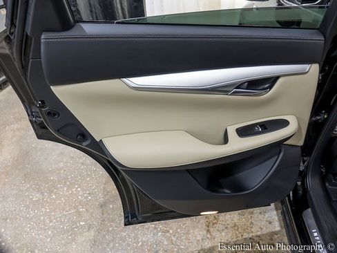 Used 2019 INFINITI QX50 Essential w/ Premium Heat Package image 21