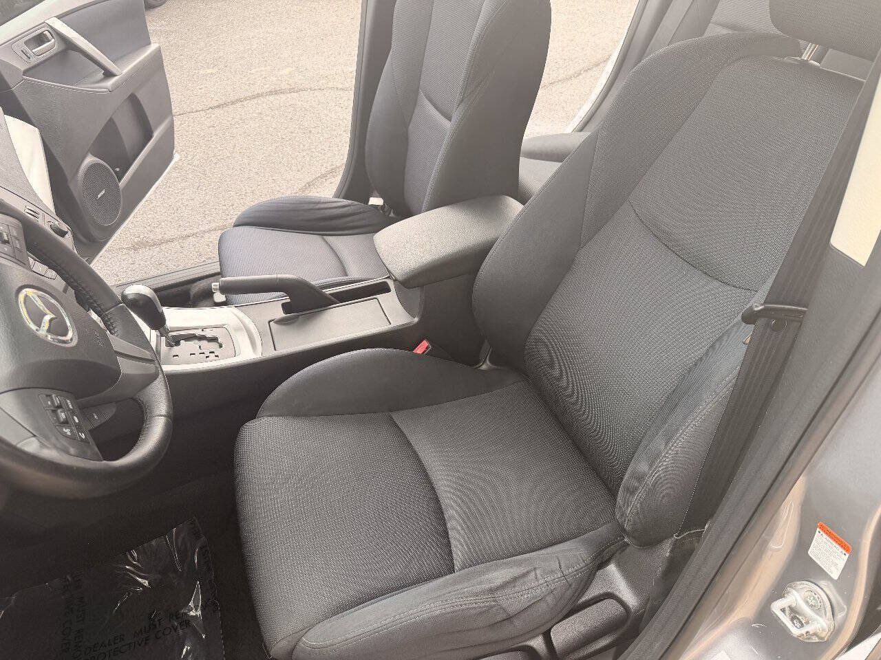 Used 2010 MAZDA MAZDA3 s Sport FWD image 10