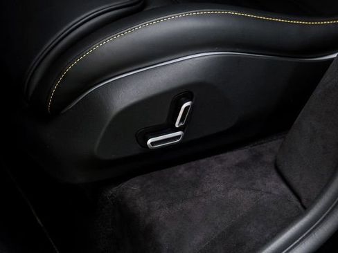 Used 2025 Ferrari Purosangue image 68