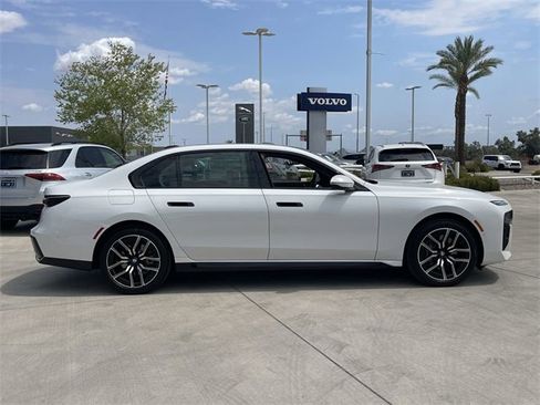 New 2025 BMW 740i 740i w/ Premium Package image 5