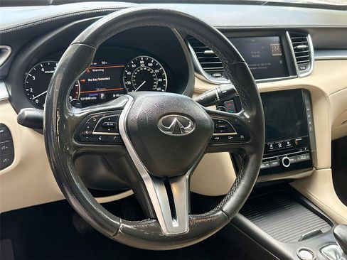 Used 2020 INFINITI QX50 Luxe FWD image 11