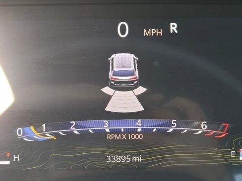 Used 2023 Jeep Grand Cherokee L Laredo image 18