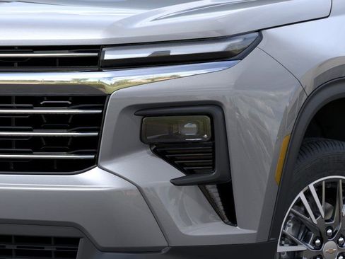 New 2026 Chevrolet Traverse LT w/ Driver Confidence Package FWD image 10