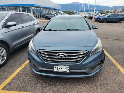 Used 2015 Hyundai Sonata Sport w/ Option Group 03 FWD image 2