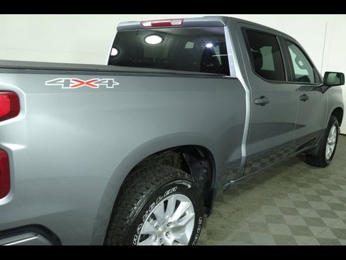 Used 2022 Chevrolet Silverado 1500 Custom image 18
