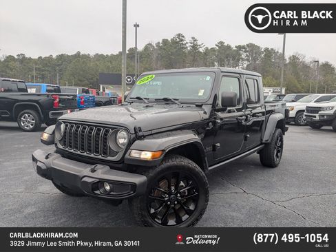 Used 2024 Jeep Gladiator Sport image 1