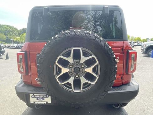 Used 2024 Ford Bronco Badlands AWD/4WD image 5