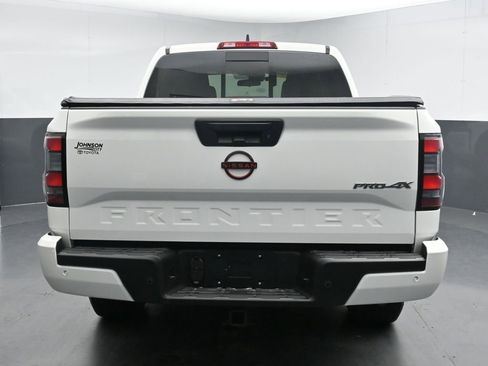 Used 2023 Nissan Frontier PRO-4X w/ Pro Convenience Package image 8