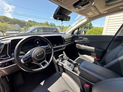Used 2023 Kia Sportage SX AWD/4WD image 16