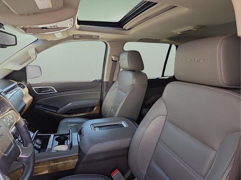 Certified 2017 GMC Yukon Denali AWD/4WD image 9