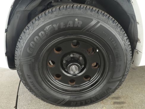 Used 2010 Toyota 4Runner SR5 image 7