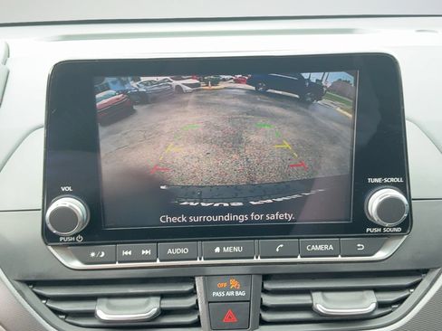 Certified 2025 Nissan Altima 2.5 SR FWD image 25