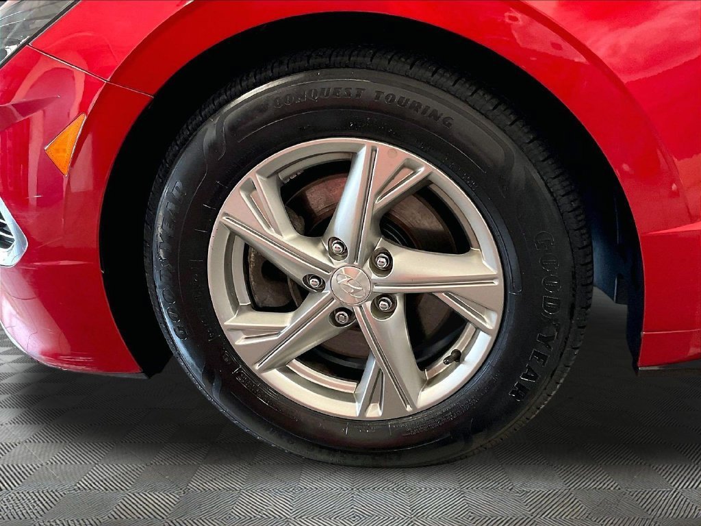 Used 2022 Hyundai Sonata SE w/ Cargo Package FWD image 7