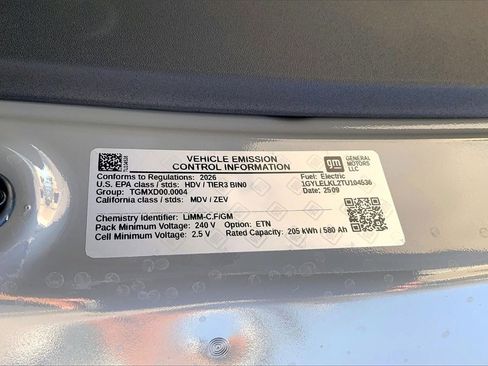 New 2026 Cadillac Escalade IQL Sport 1 w/ LPO, ONYX Package image 18