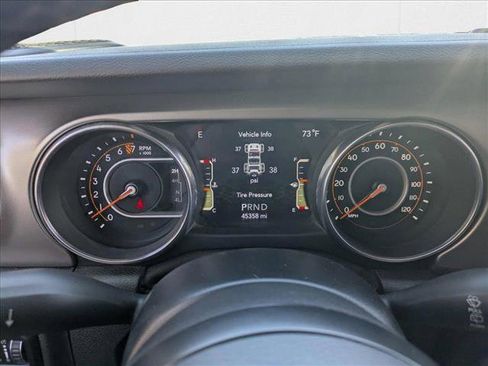 Used 2020 Jeep Wrangler Unlimited Sport image 11