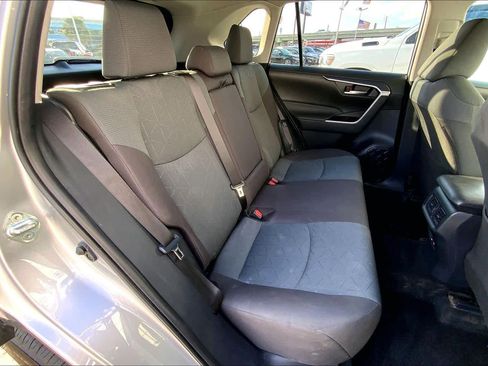 Used 2025 Toyota RAV4 XLE image 16