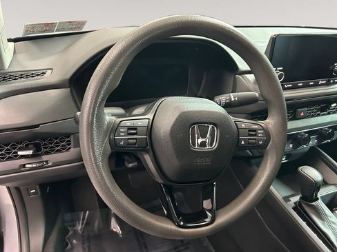 Certified 2023 Honda Accord EX image 12