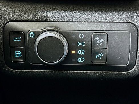 Used 2021 Ford Escape SE w/ Convenience Package image 10