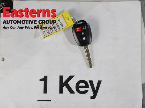 Used 2025 Toyota Corolla Cross L FWD image 24