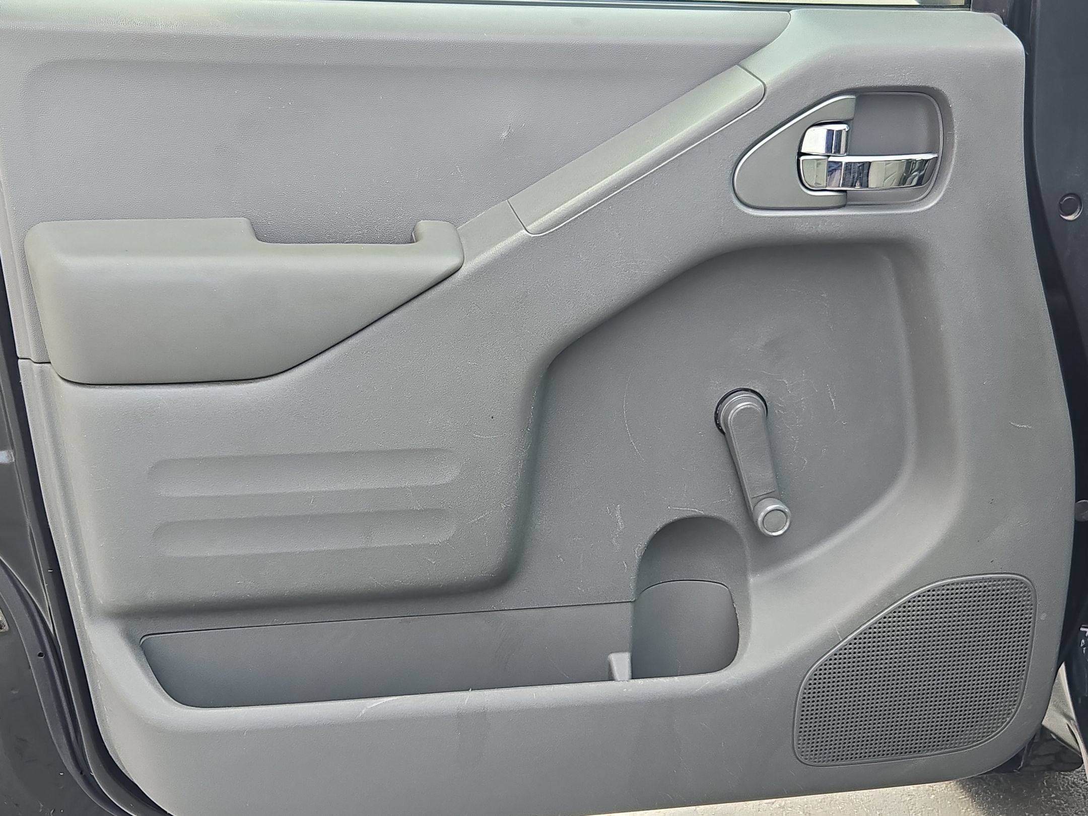 Used 2015 Nissan Frontier S w/ S Preferred Package RWD image 20