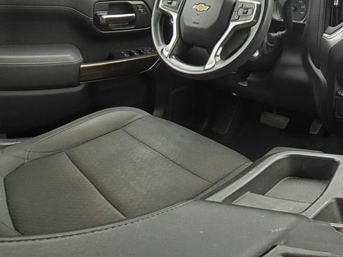 Used 2020 Chevrolet Silverado 1500 LT w/ Trailering Package image 18