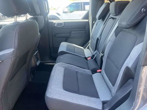 Used 2025 Ford Bronco 4-Door AWD/4WD image 13