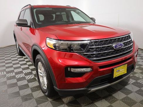 Certified 2024 Ford Explorer XLT w/ Equipment Group 202A AWD/4WD image 5