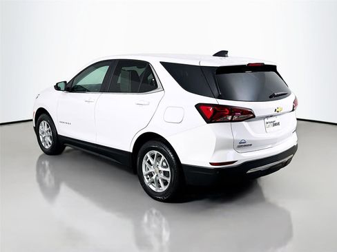 Used 2022 Chevrolet Equinox LT image 6