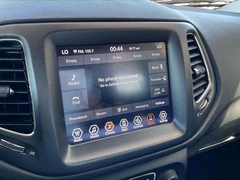 Used 2019 Jeep Compass Trailhawk w/ Leather Interior Group AWD/4WD image 32