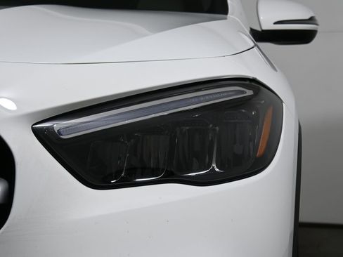 Used 2026 Mercedes-Benz GLA 250 4MATIC image 10