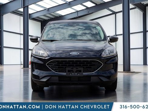 Used 2021 Ford Escape SE w/ SE Sport Appearance Package FWD image 25