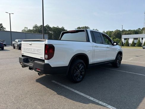 Certified 2025 Honda Ridgeline Sport image 5