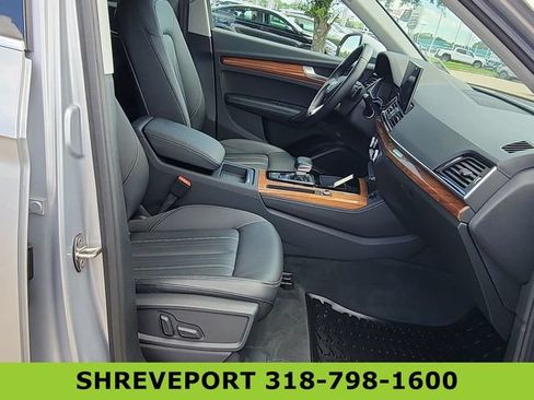 Used 2022 Audi Q5 2.0T Premium Plus w/ Premium Plus Package AWD/4WD image 28