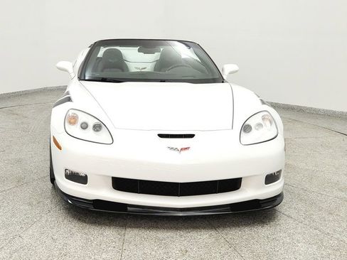 Used 2010 Chevrolet Corvette Grand Sport w/ Preferred Equipment Group RWD image 8