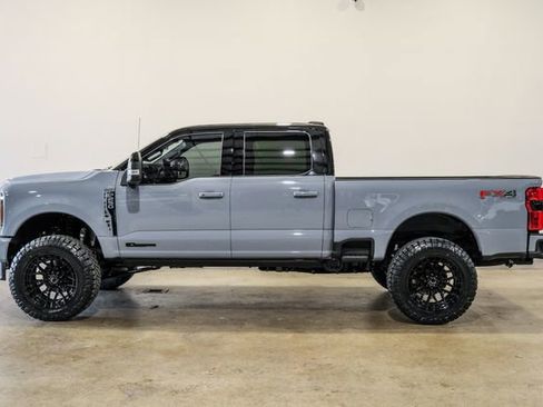 Used 2026 Ford F250 Platinum AWD/4WD image 6