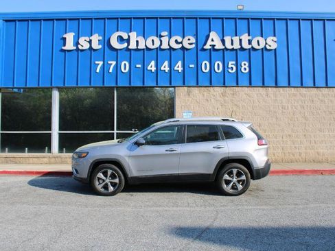 Used 2019 Jeep Cherokee Limited AWD/4WD image 23