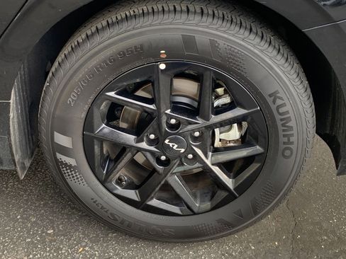 Used 2025 Kia K5 LXS image 29