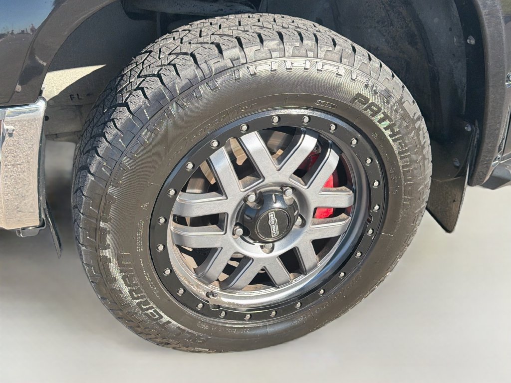 Used 2018 Toyota Tundra SR5 w/ SR5 Upgrade Package RWD image 33