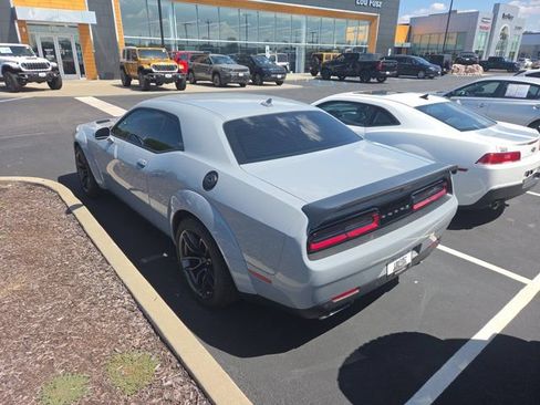 Used 2021 Dodge Challenger R/T Scat Pack RWD image 3