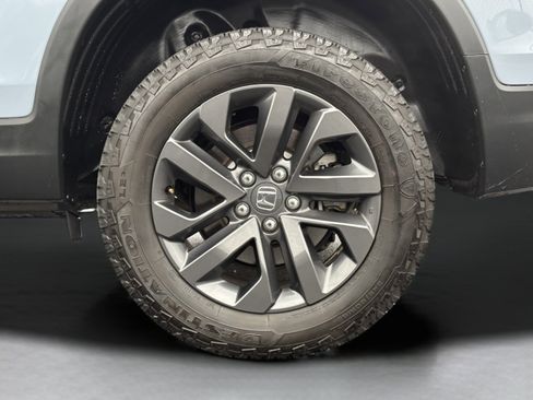 Certified 2023 Honda Ridgeline Sport image 12