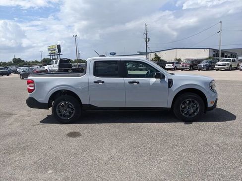 New 2026 Ford Maverick XLT FWD image 3