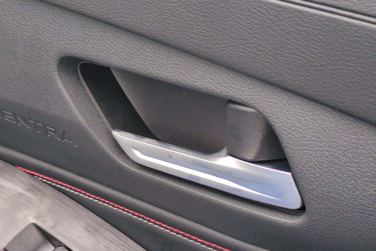 New 2026 Nissan Sentra SR w/ Floor Mat Package FWD image 36