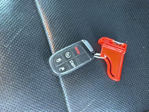 Used 2016 Dodge Charger R/T w/ Plus Group RWD image 21