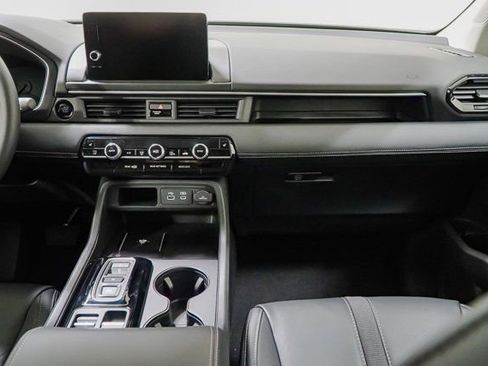 New 2025 Honda Pilot EX-L image 31